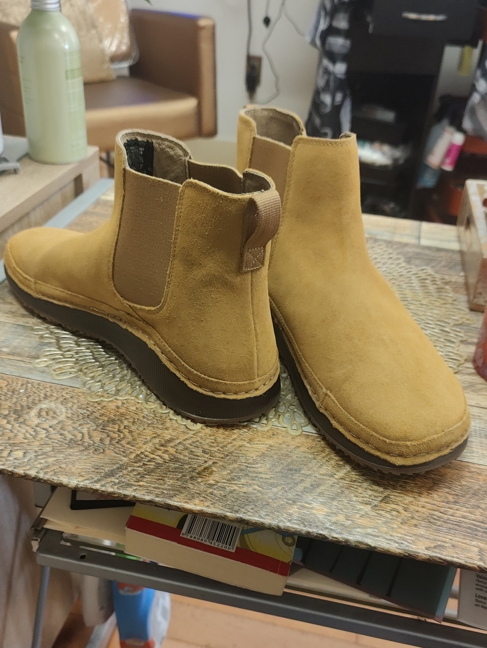 Chaco Women's Suede Chelsea Chukka Boots - Tan